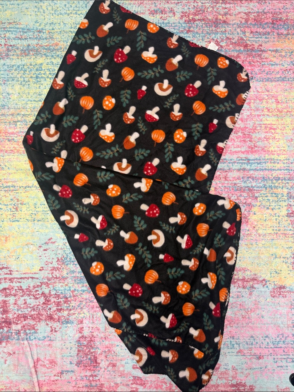 💙Cozy Black Mushroom & Pumpkin Fleece Throw Blanket